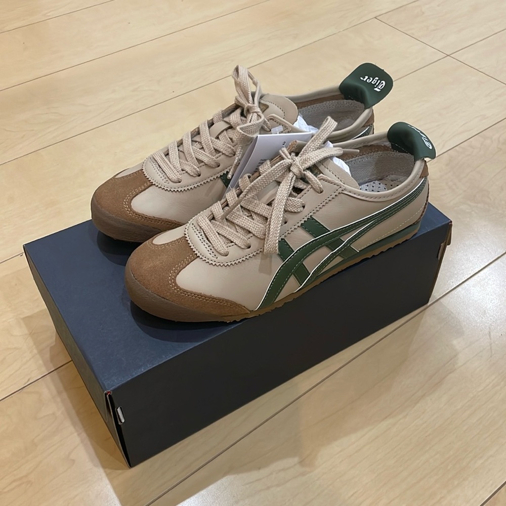 Onitsuka Tiger Mexico 66 (Beige/grass green) US women size 6.5